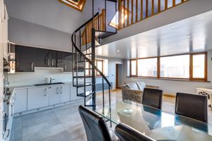 Photo 17- click for photo gallery